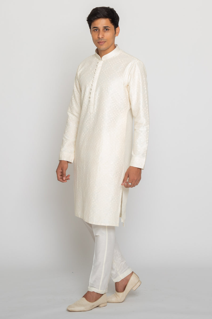 MLS EMBROIDERED KURTA PAJAMA