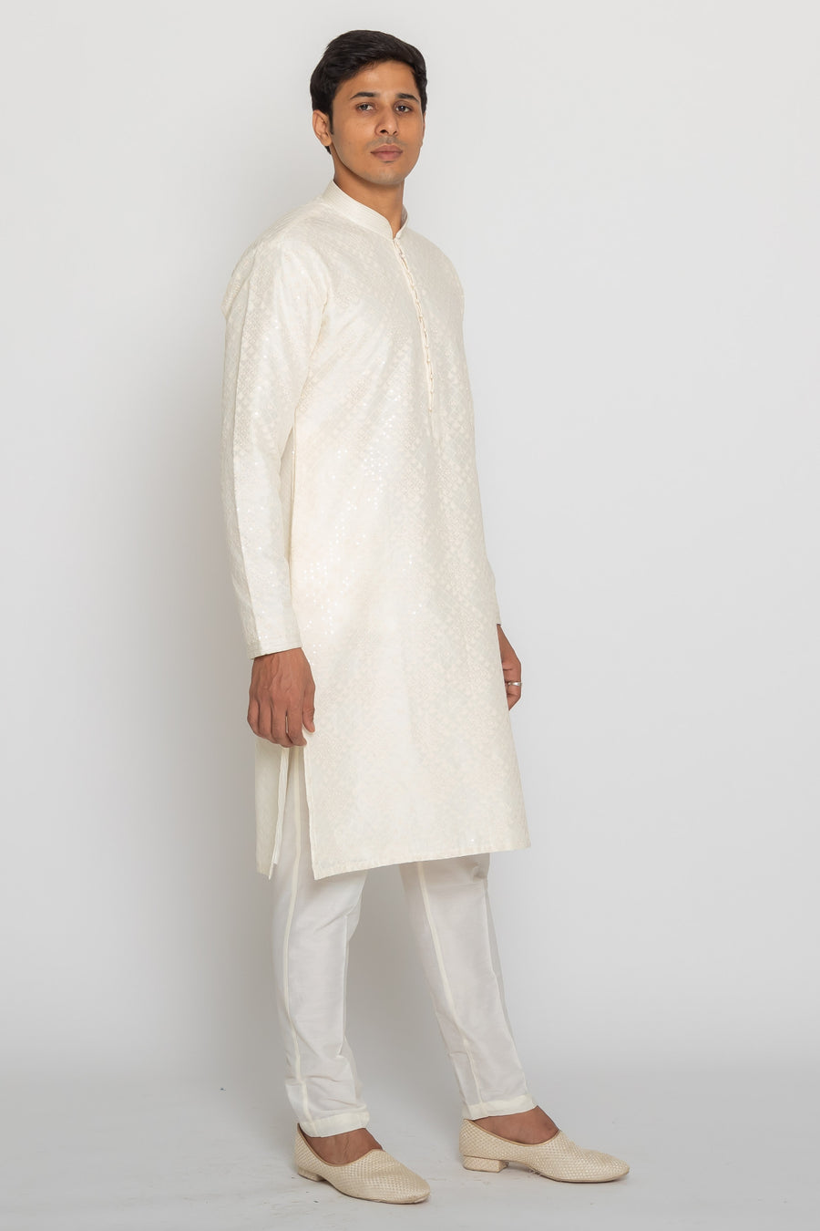 MLS EMBROIDERED KURTA PAJAMA