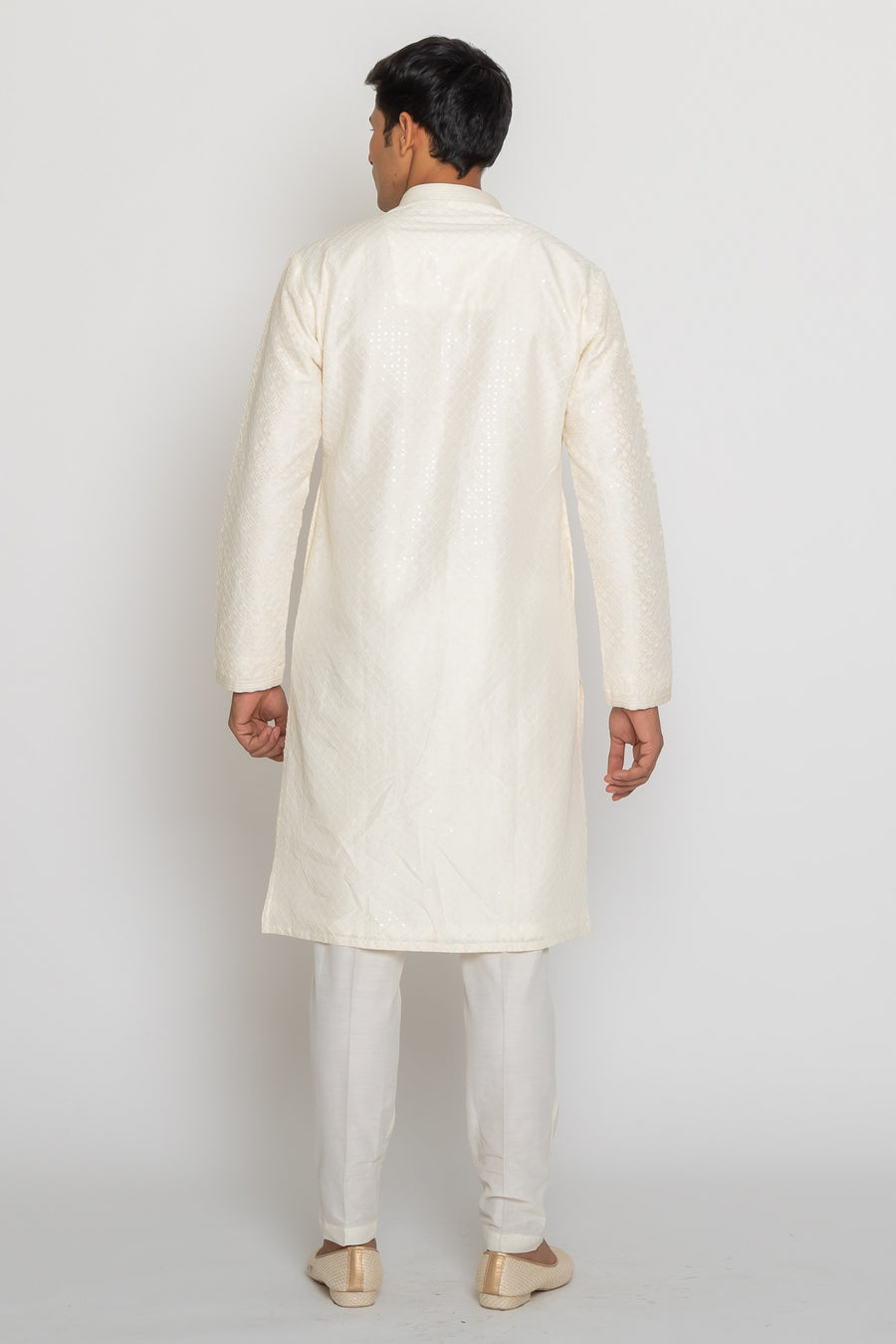 MLS EMBROIDERED KURTA PAJAMA