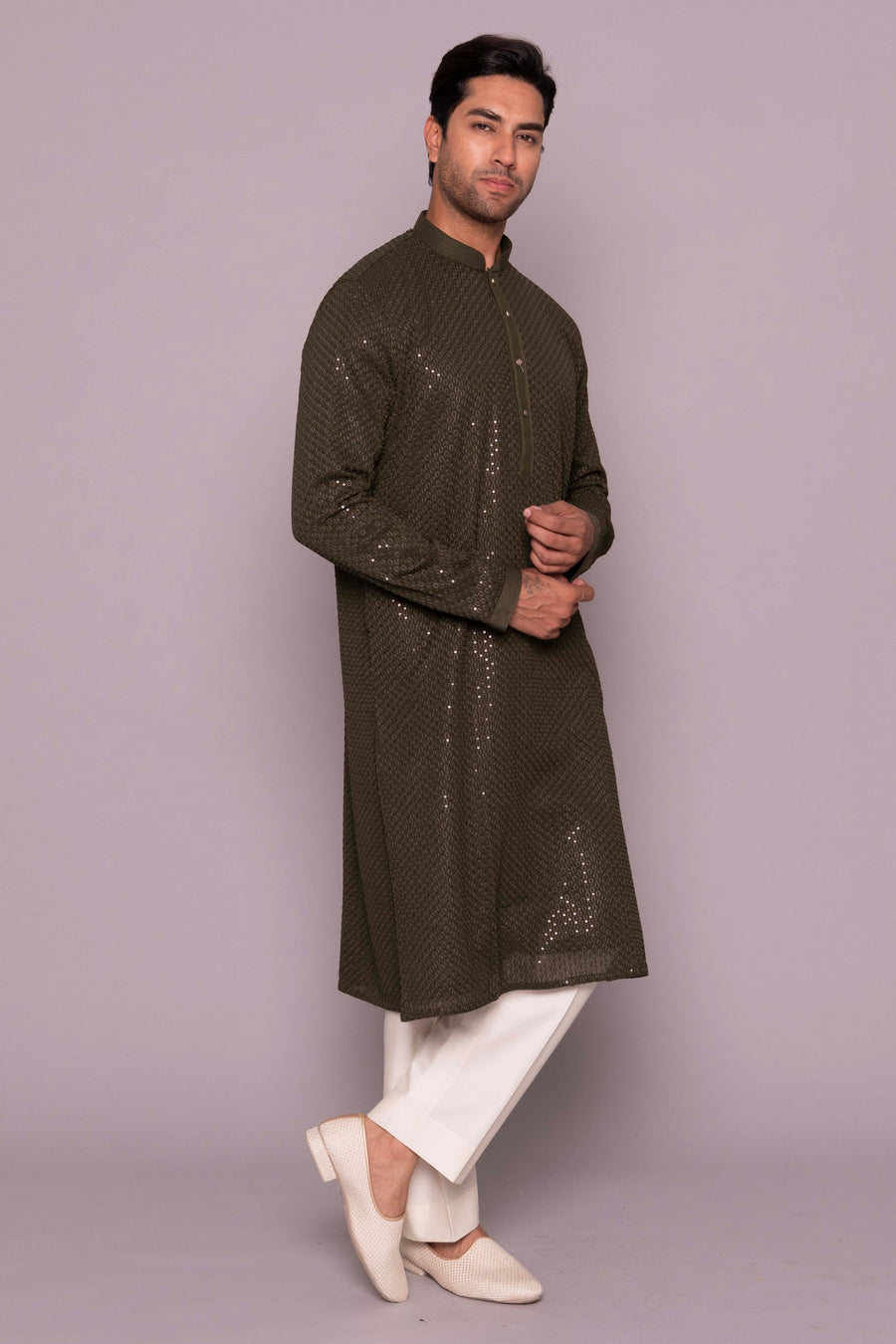 MLS CHIKANKARI KURTA PAJAMA