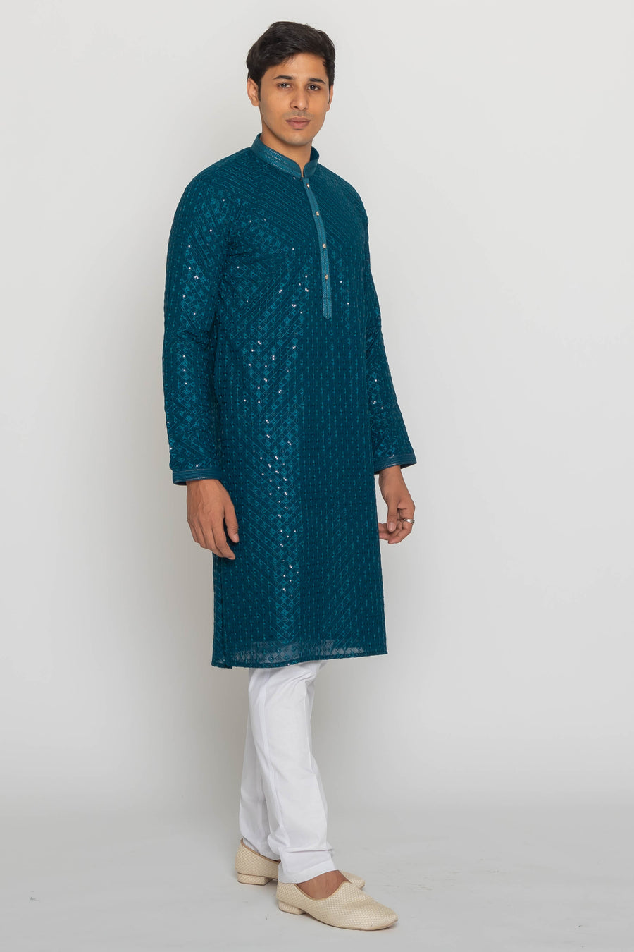 MLS CHIKANKARI KURTA PAJAMA