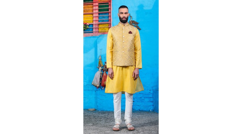 Keeping up the festive look right