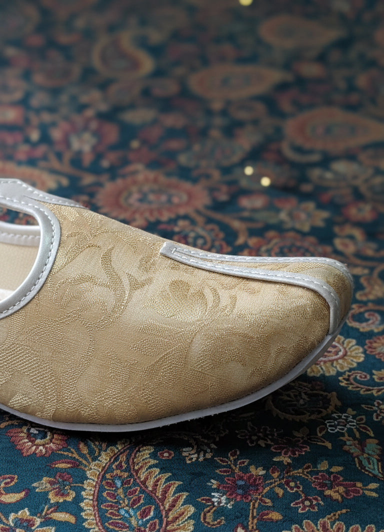 MLS Brocade Jutti