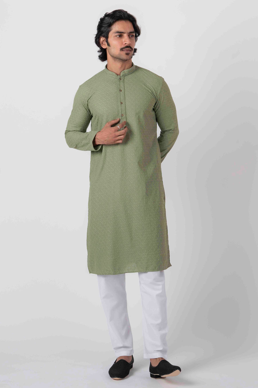 MEHANDI GREEN