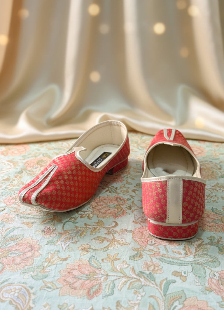 MLS Brocade Jutti