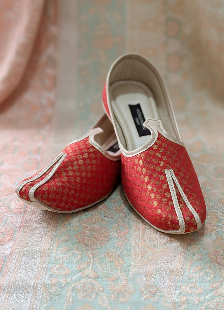 MLS Brocade Jutti